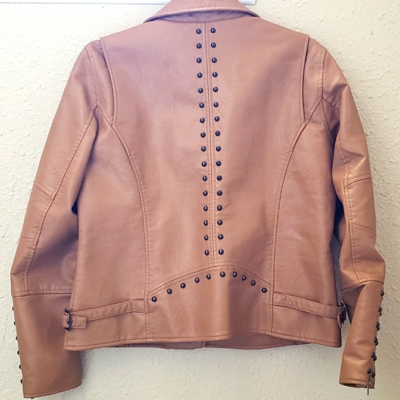 Womens Jacket - Picture 2 of 5